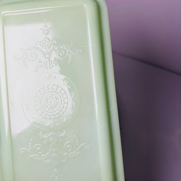 Philbe Jade Fire King Large Refrigerator Replacement Lid ONLY 1960\'s Jadeite‎